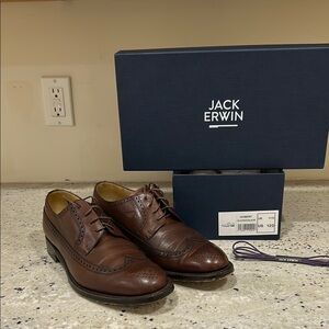 Brown Oxford Dress Shoes with Broguing and Polished Leather